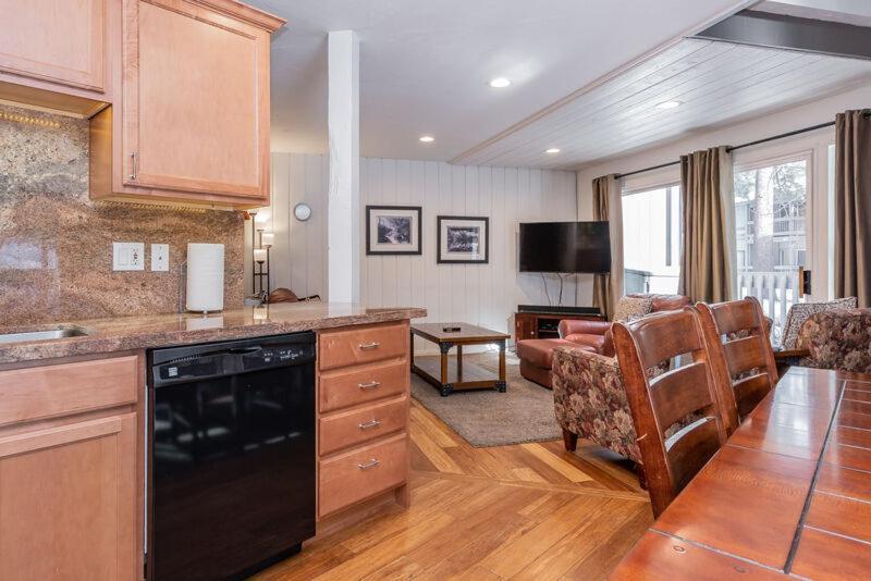Sierra Park Villas N-#66 Mammoth Lakes Room photo